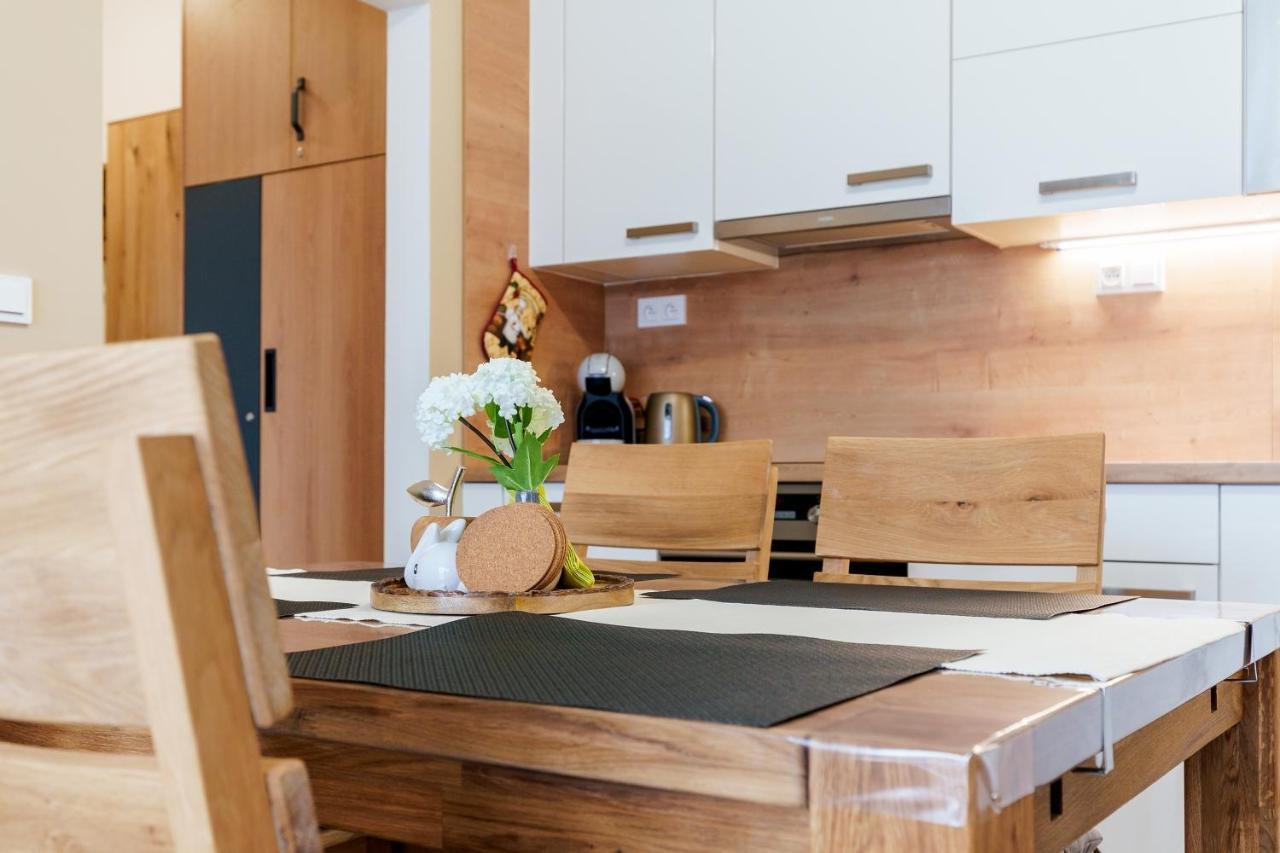 Nela By Mountain Ways Apartment Loucna pod Klinovcem Ngoại thất bức ảnh